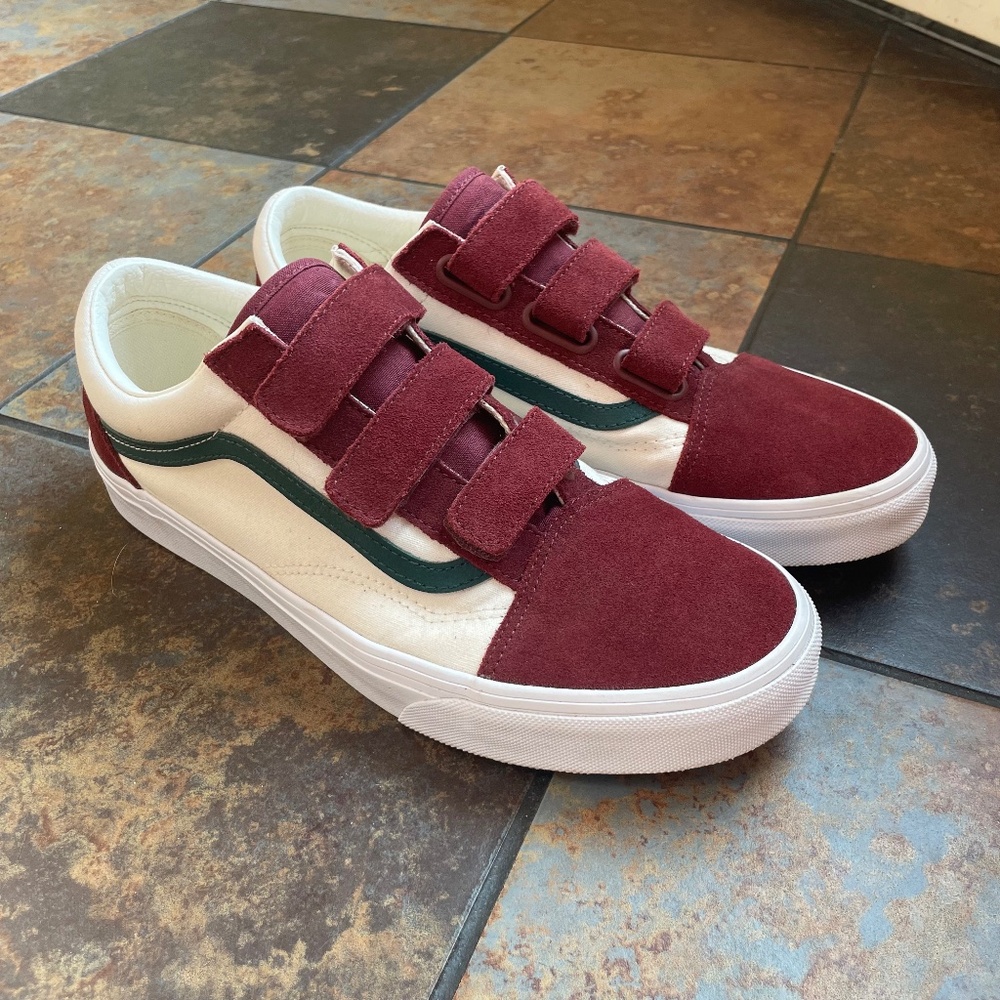 Vans - Old Skool V Shoe - Size:10.5 - Burgundy